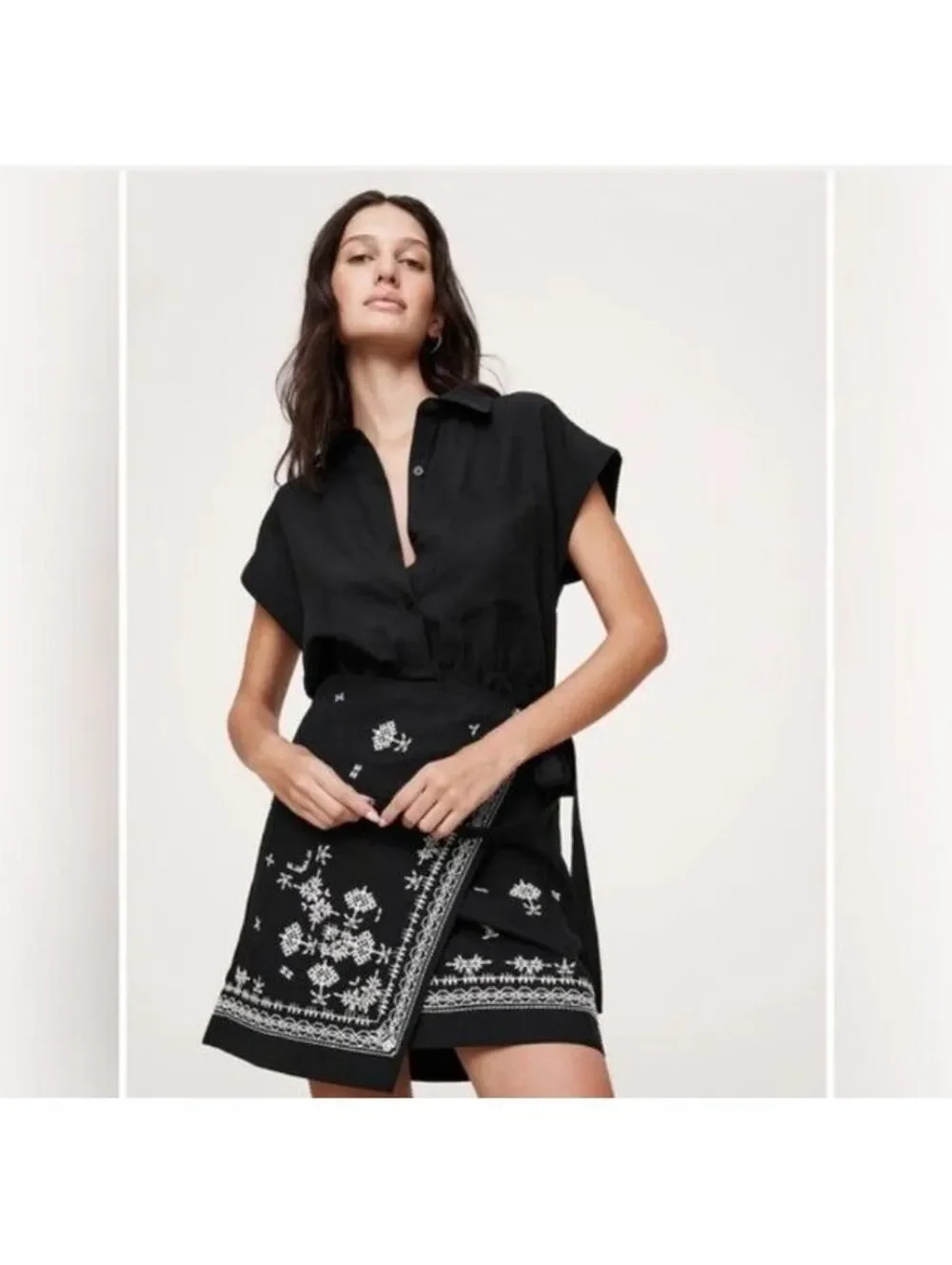 Banana Republic Embroidered Tencel Linen Wrap Dress Black Large